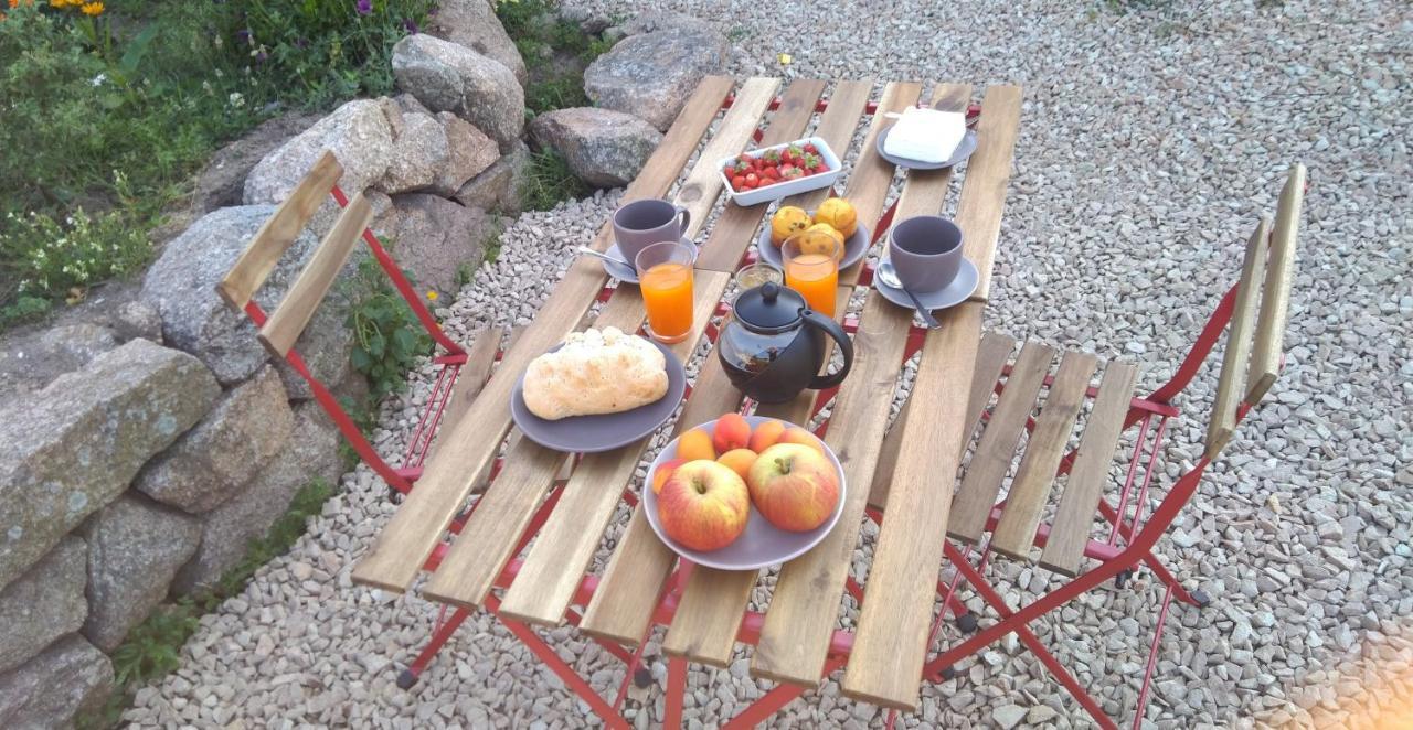 La Cera Farm Camping B&B Санта-Тереза-Галлура Экстерьер фото