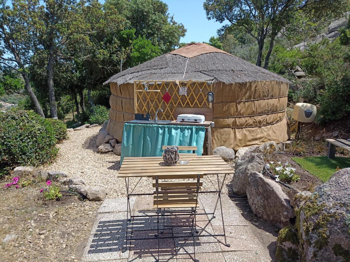 La Cera Farm Camping B&B Санта-Тереза-Галлура Экстерьер фото