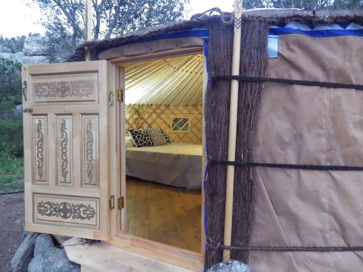 La Cera Farm Camping B&B Санта-Тереза-Галлура Экстерьер фото